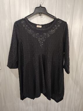 Women's Studio Gem Black Studded Bedazzled Pucker Style Tunic Size 2XL